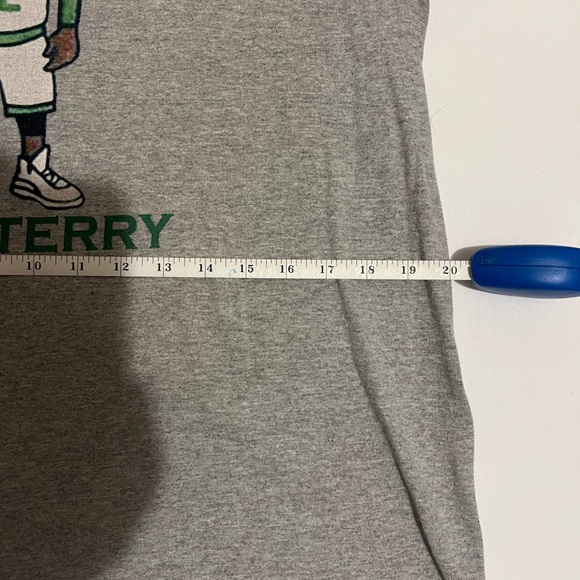 CELTICS Gray Graphic T-Shirt with Scary Terry Design - Picture 4 of 5